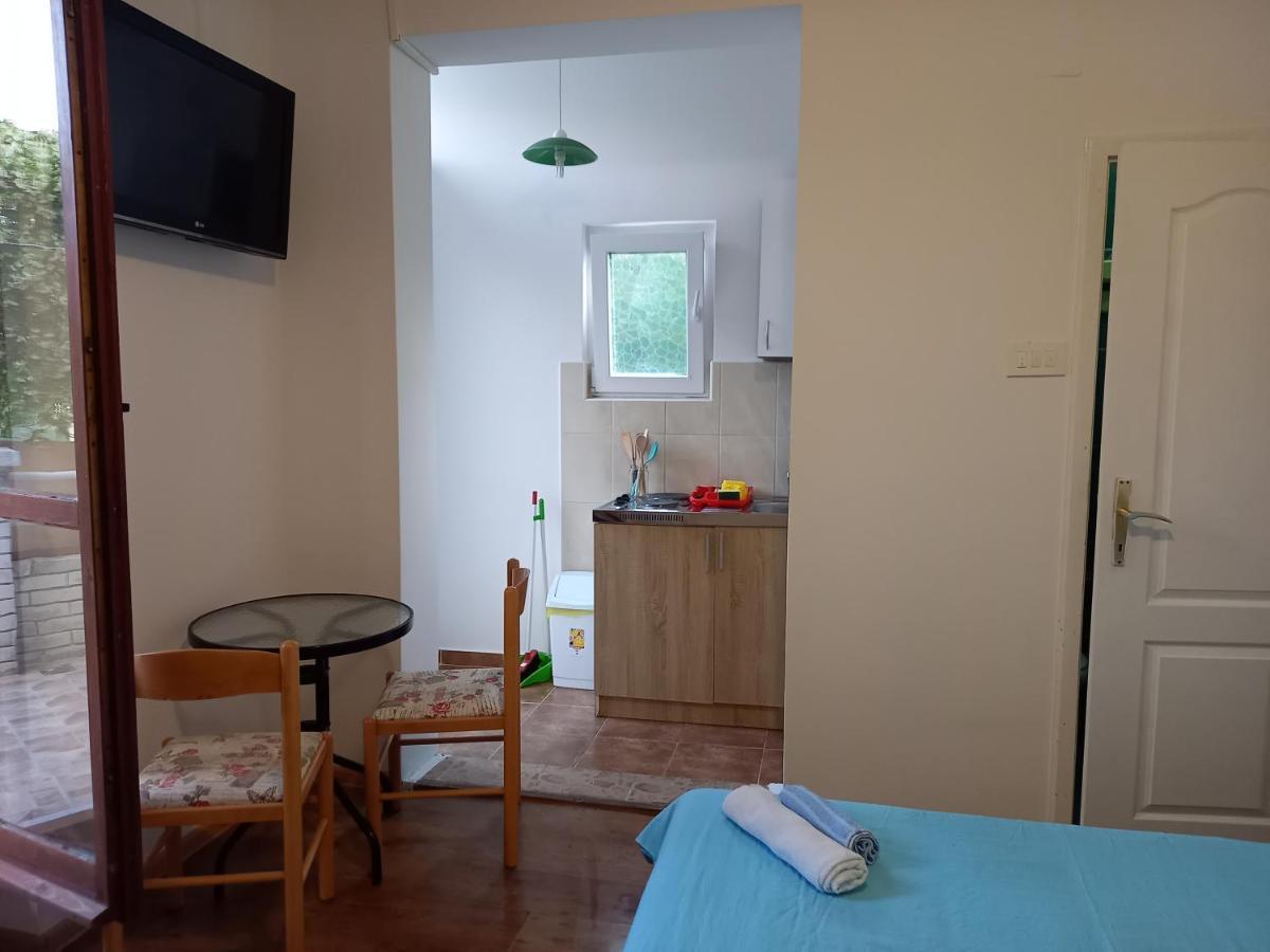 Apartments Kaludjerovic 赫尔采格诺维 外观 照片